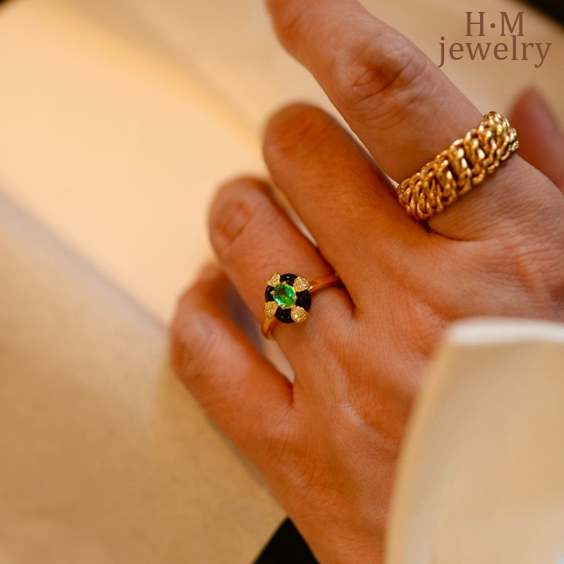 Cincin Silver S925 Hias Batu Akik Emerald Hitam Gaya Vintage