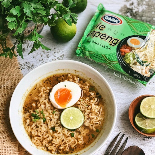 

Gaga Mie Gepeng Soup Green Chili Soto 67gr / Mie Gepeng KUAH SOTO 67gr