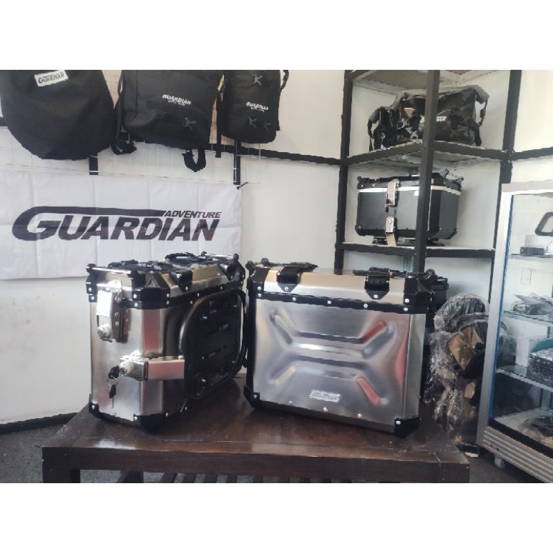 Quick Release Side Pannier Guardian Adventure