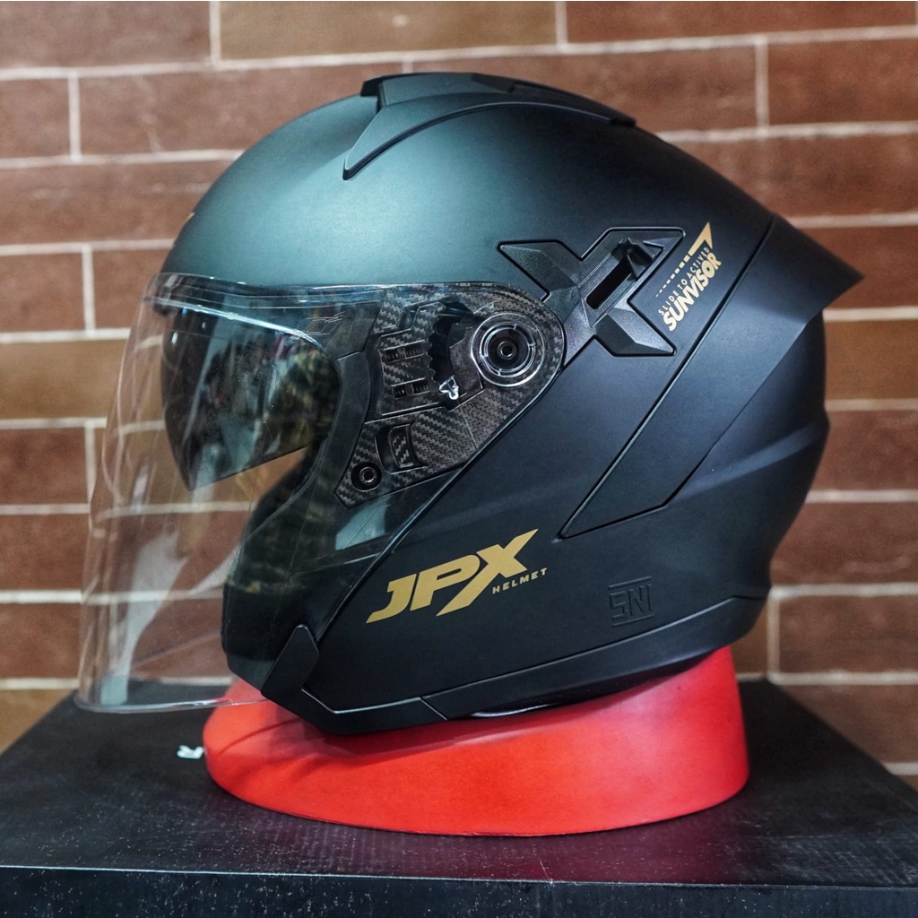 Helm JPX Nova X Black Dof