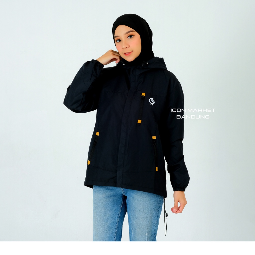 Jaket Parasut Wanita Waterproof Model Everest Size M L XL XXL Original FCF / Jaket Outdoor Wanita Anti Air