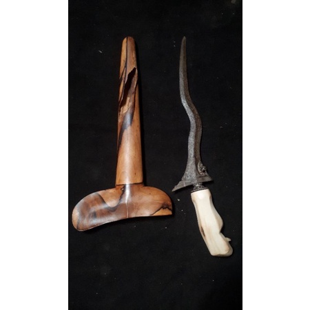 Keris patrem luk 3 nogo siluman