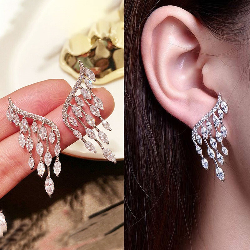 Anting Rumbai Bentuk Sayap Malaikat Aksen Berlian Imitasi Gaya Korea