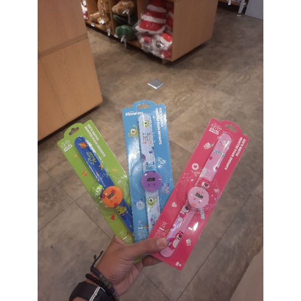 miniso x Disney pixar jam tangan anak digital