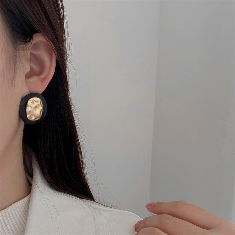 Anting Tusuk Gantung Temperament Warna Gold Gaya Korea / Trendy / Keren Untuk Wanita