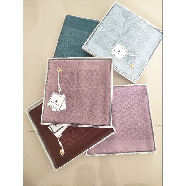 TAPIS MONOGRAM - BUTTONSCARVES