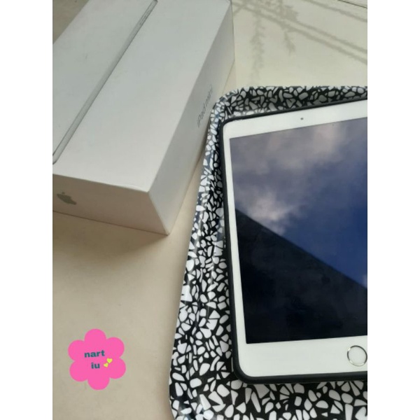 ipad mini 3 64 gb wifi gold bekas second