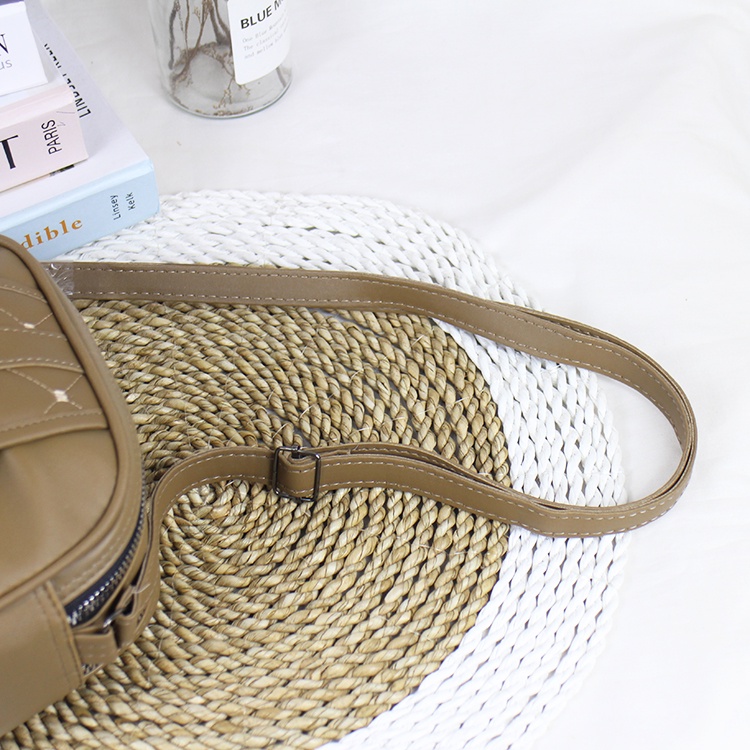 Luna Aura Tas Selempang Wanita Oval Cevron 3 Ruang Slingbag Wanita Terbaru Tas Wanita Kekinian Tas ootd