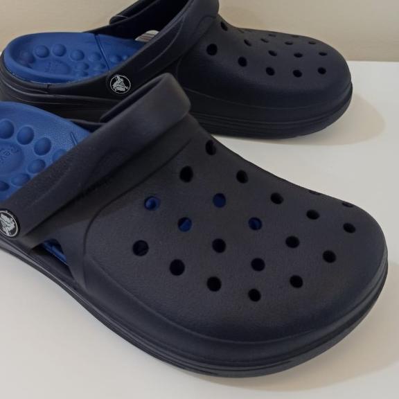 Crocs / Sepatu Sandal / Crocs Reviva / Sandal Crocs / Crocs Original - Putih Pink, M4