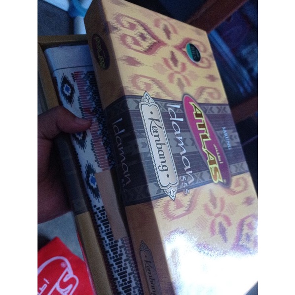 Sarung Atlas Idaman. Putih.