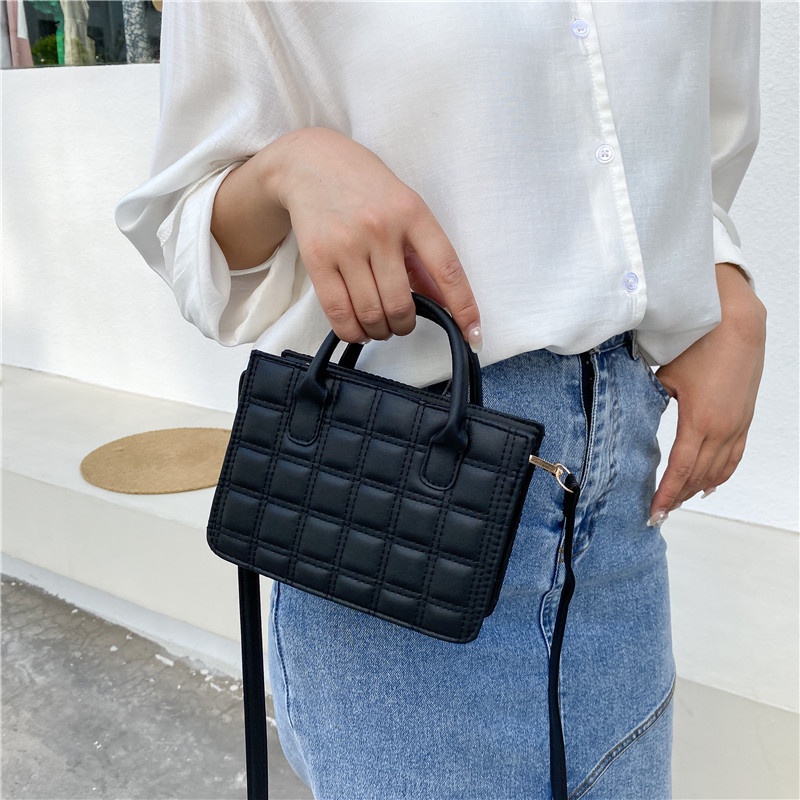 7029 Tas sling bag  wanita import bahan PU leather berkualitas harga grosir bisa cod