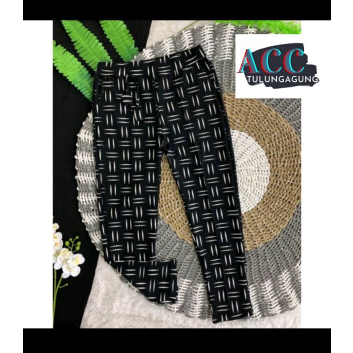 CELANA SUPER JUMBO CELANA PANJANG MOTIF ZIG-ZAK BAGGY TARTAN PANTS  BAHAN MELAR LUNA PANTS SEMI LEGGING