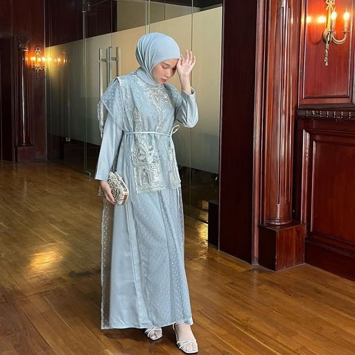 Sewa Baju Dress / Sewa Baju Kondangan / Sewa Baju Wisuda Aqua Blue