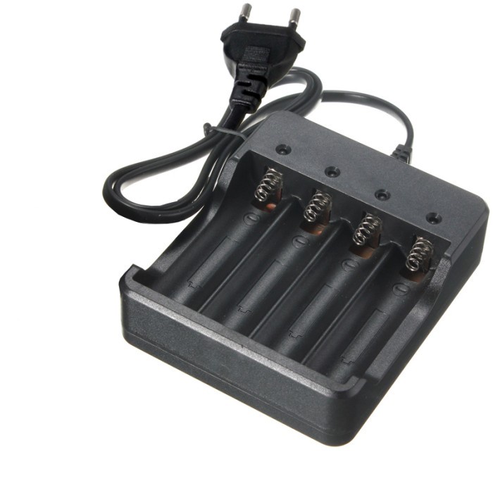 Charger Baterai Type 18650 4 Slot