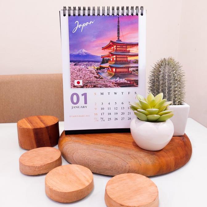 

Kalender Meja 2022 Japan Vacation Aesthetic Premium / Desk Calendar