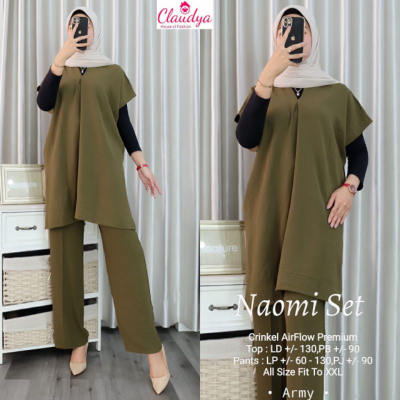 Naomi set