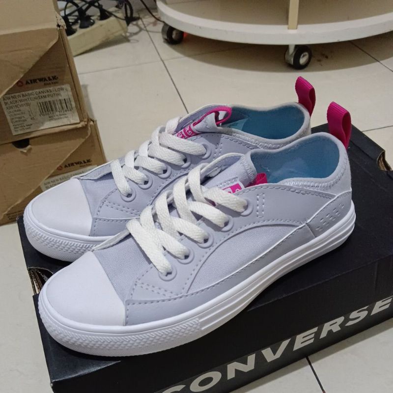 Sepatu Converse Ctas Wave Ultra Ox 570987C