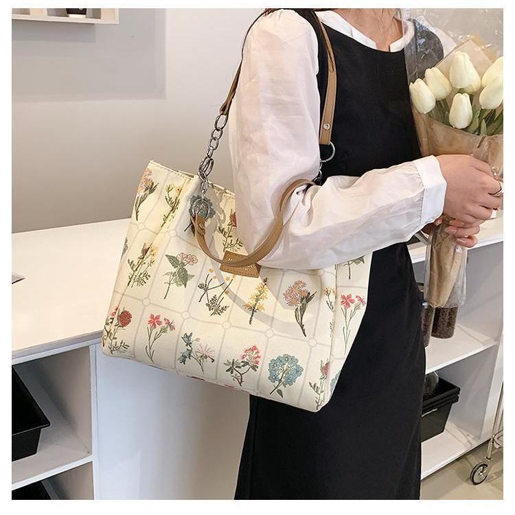 Sera kapasitas besar fashion tas besar wanita tas 2022 gaya asing baru all-match net tas bahu merah musim panas gaya hot tote bag