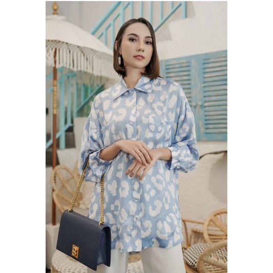 Benang Jarum Leon Shirt