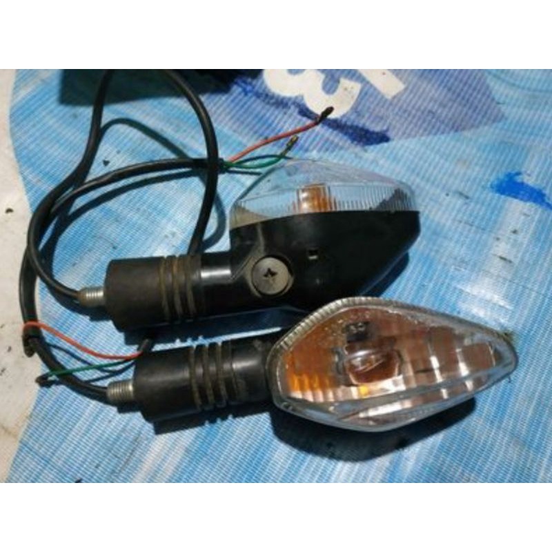 Sepasang Lampu Sein Second Original Verza / Megapro / CB150R Old
