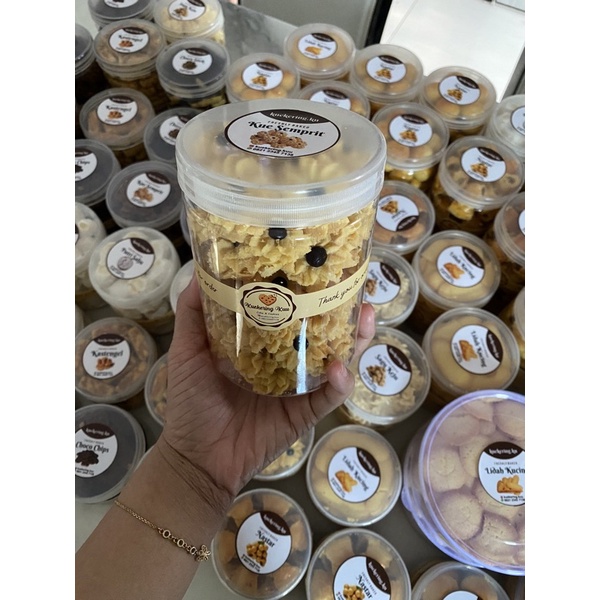 

kue kering semprit . toples 800ml/500gr