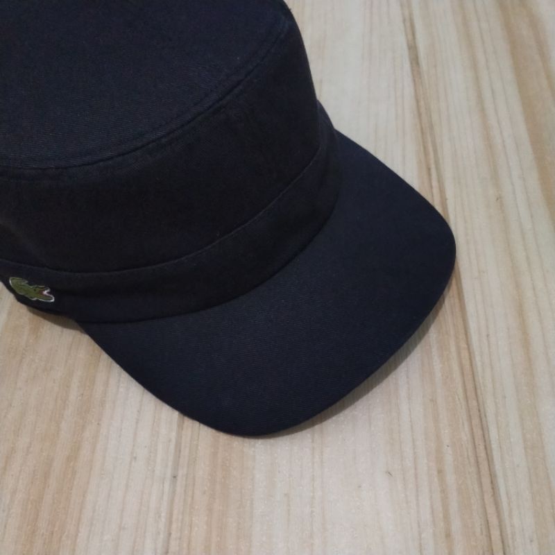 topi second lacoste