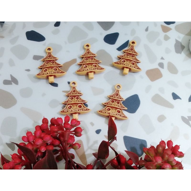 Manik mote Charm gantungan pohon natal warna kayu per lusin