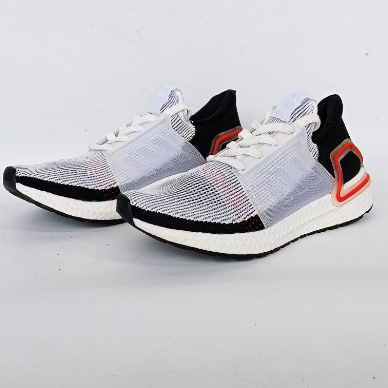 Sepatu Running Wanita Sepatu Sport Ultraboost Sepatu Sport Sneaker Wanita