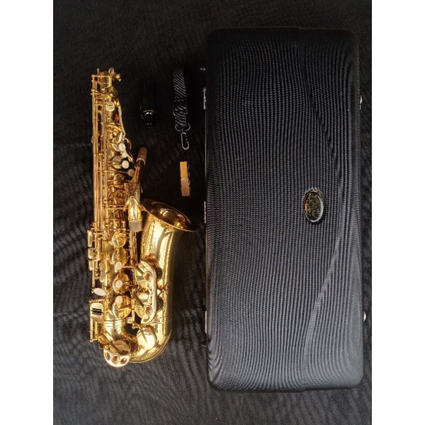 saxophone alto J.michael