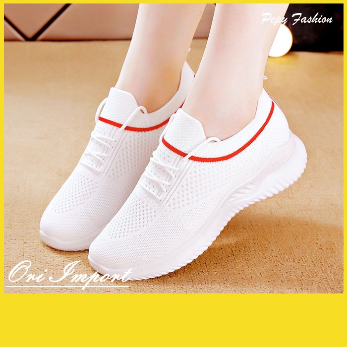 Sepatu Olahraga Wanita Original Import 100% Senam Lari Runing Running  Joging Jogging Sport Cewek Pe