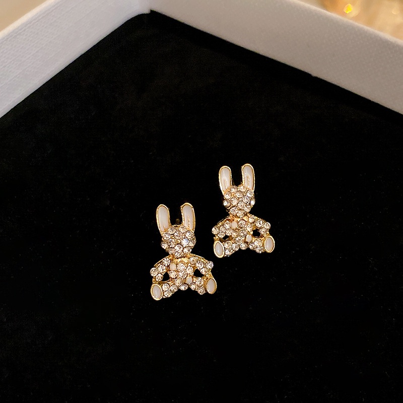 Anting Tusuk Gantung Temperament Bahan Metal Desain Kelinci Hias Berlian Imitasi Gaya Simple Untuk Wanita