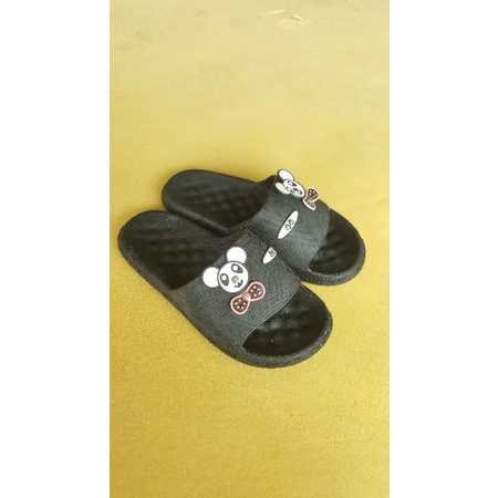 Sandal Karet Wanita Q22 Label Karakter Jelly Slipers Sendal Empuk High Quality