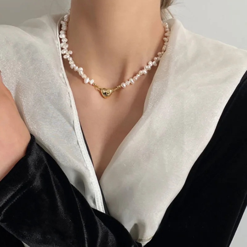 Kalung Magnet Bentuk Hati Gaya Retro Perancis