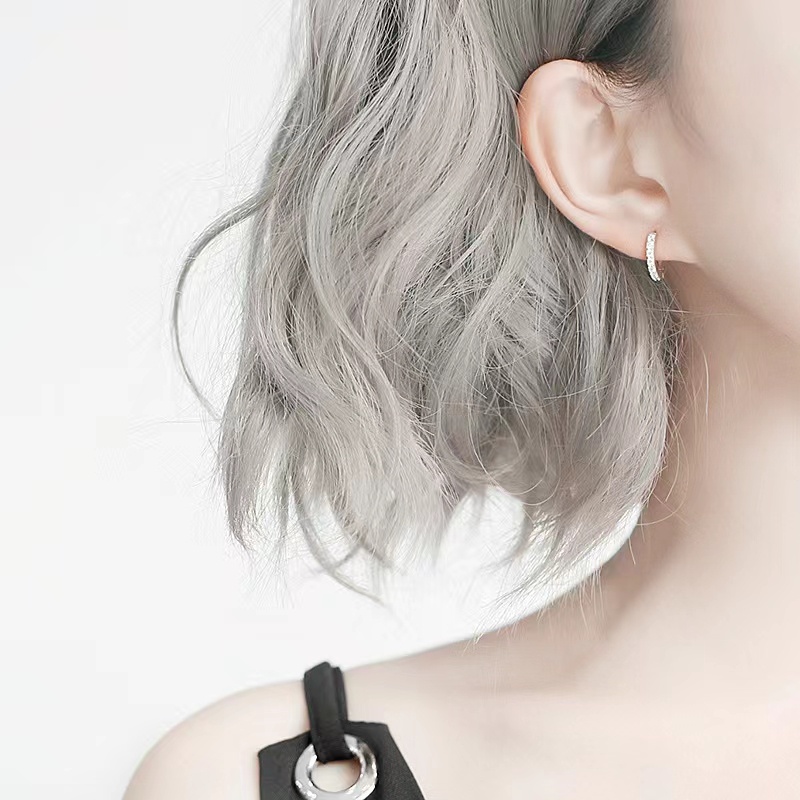 [COD] 1 Pasang Anting Tusuk Model Kristal Silver Elegan untuk Wanita