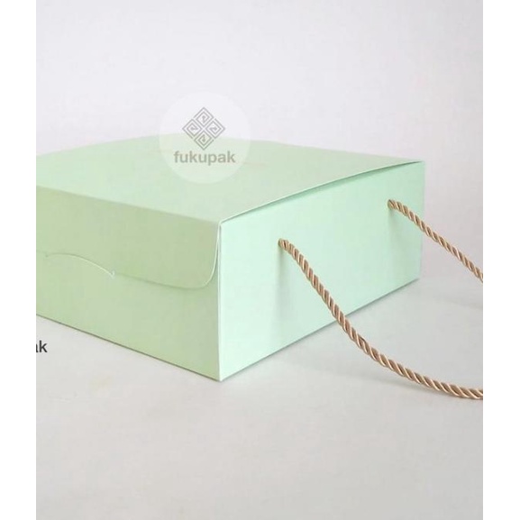

Box Handle Tali 22x22 | Kotak Kue Spiku Cake Roti Dessert Box (10pcs) - Hijau Muda