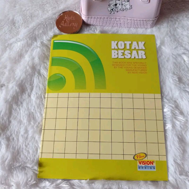 

Buku Tulis Kotak Sedang Vision
