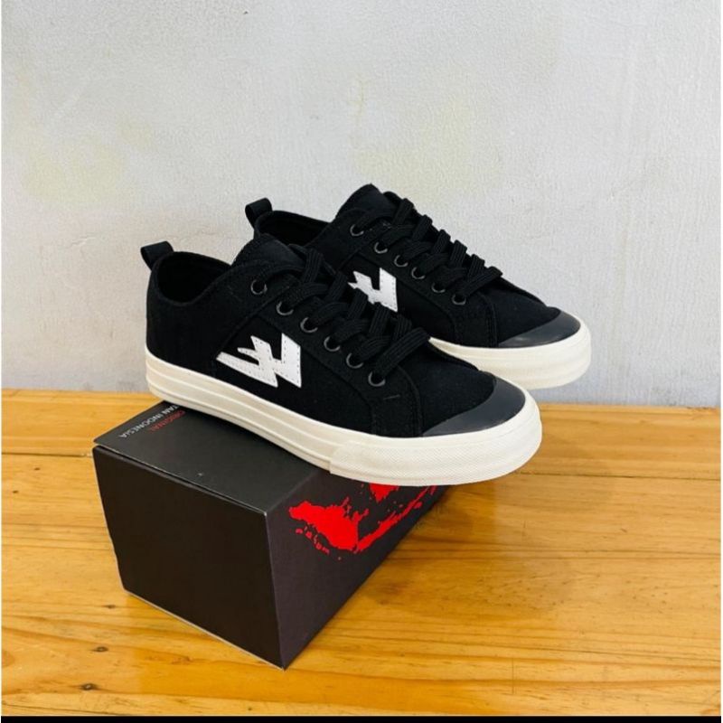 SEPATU AEKO ORIGINAL PRODUK LOKAL MAD IN INDONESIA