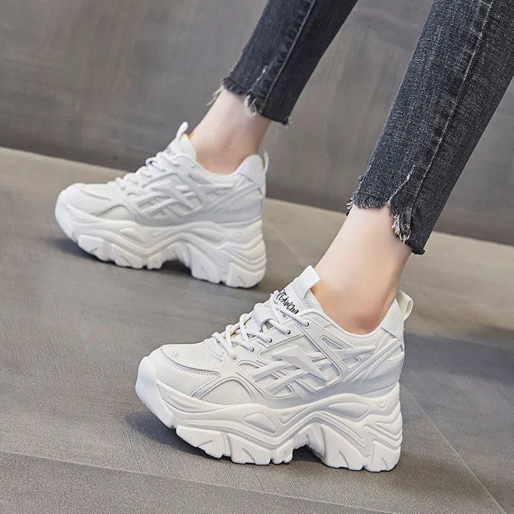 Sepatu Wanita Fashion Korean Style Sneakers Cewek Wedges Kekinian