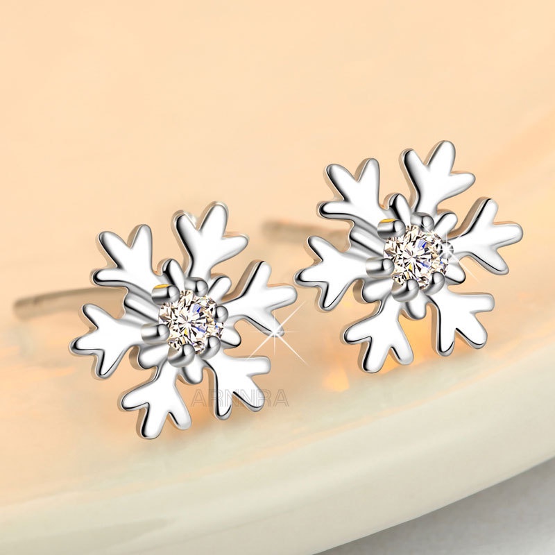 Anting Stud Zircon Berlian Imitasi Bentuk Kepingan Salju Natal Untuk Wanita