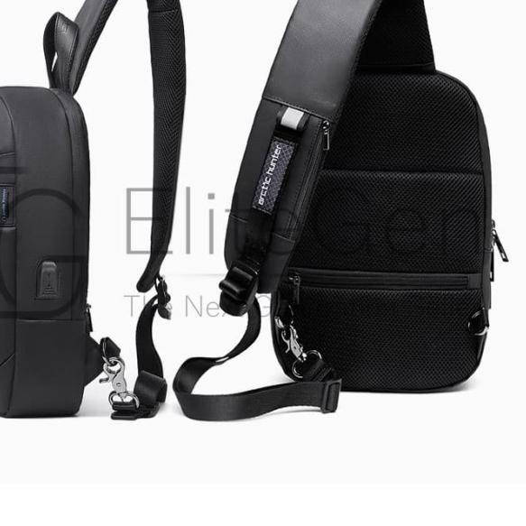 Arctic Hunter Tas Selempang XB00080 - Black