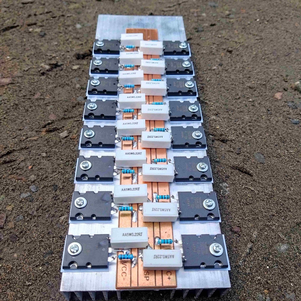 PARALEL TRANSISTOR FINAL TOSHIBA 8 SET TANPA DRIVER BUAT DRIVER LAPANGAN