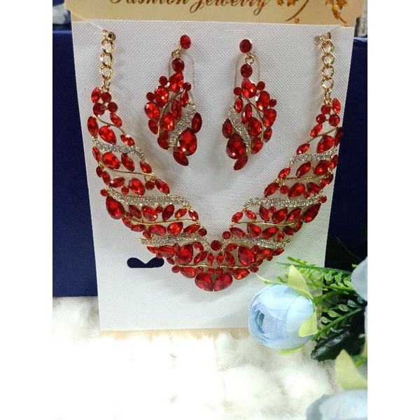 kalung pesta/kalung 1 set anting /kalung pengantin