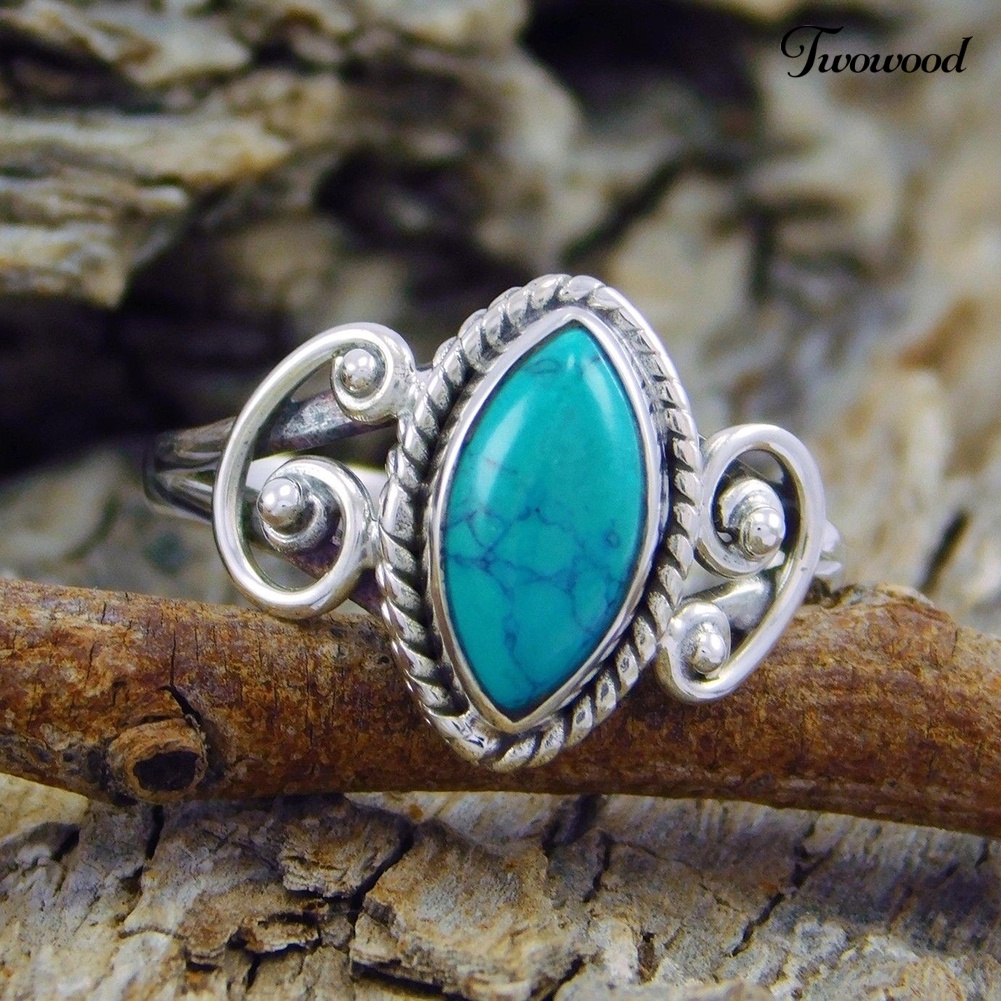 Perhiasan Cincin Jari Wanita Model Ukir Tibetan Antik Aksen Turquoise Untuk Hadiah