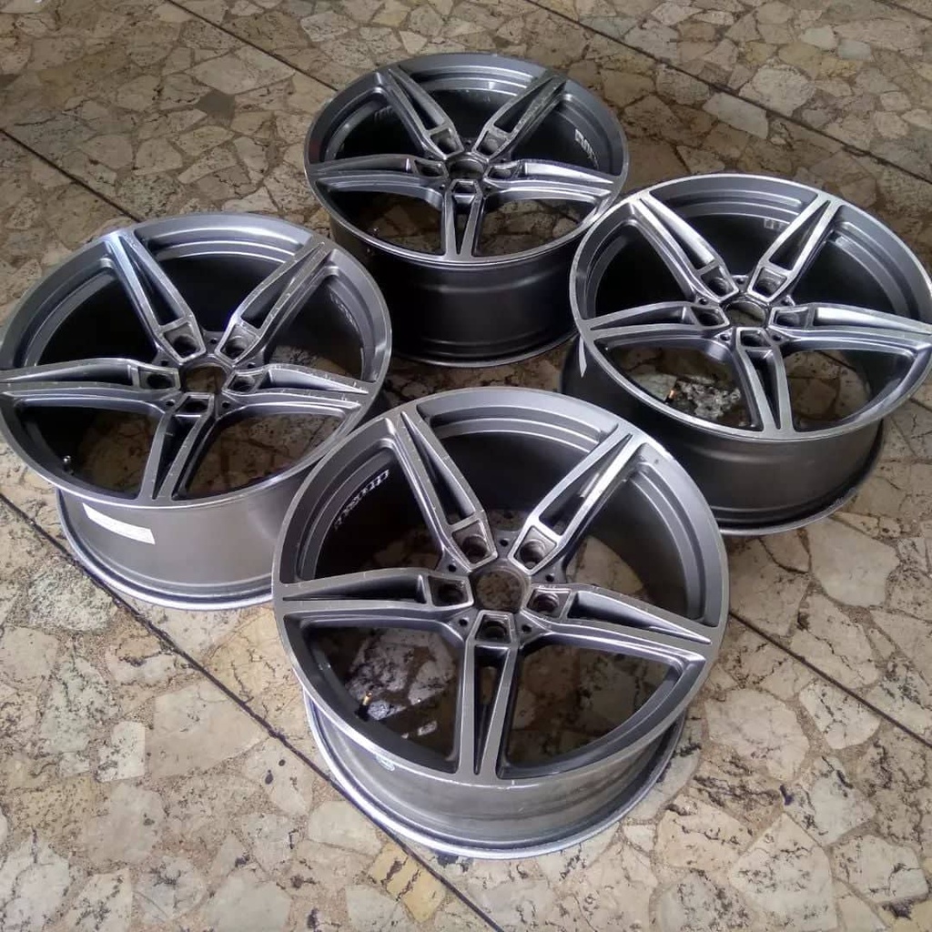 VELG SCHNITZER R18x8/9 PCD 5x114  ET40/37