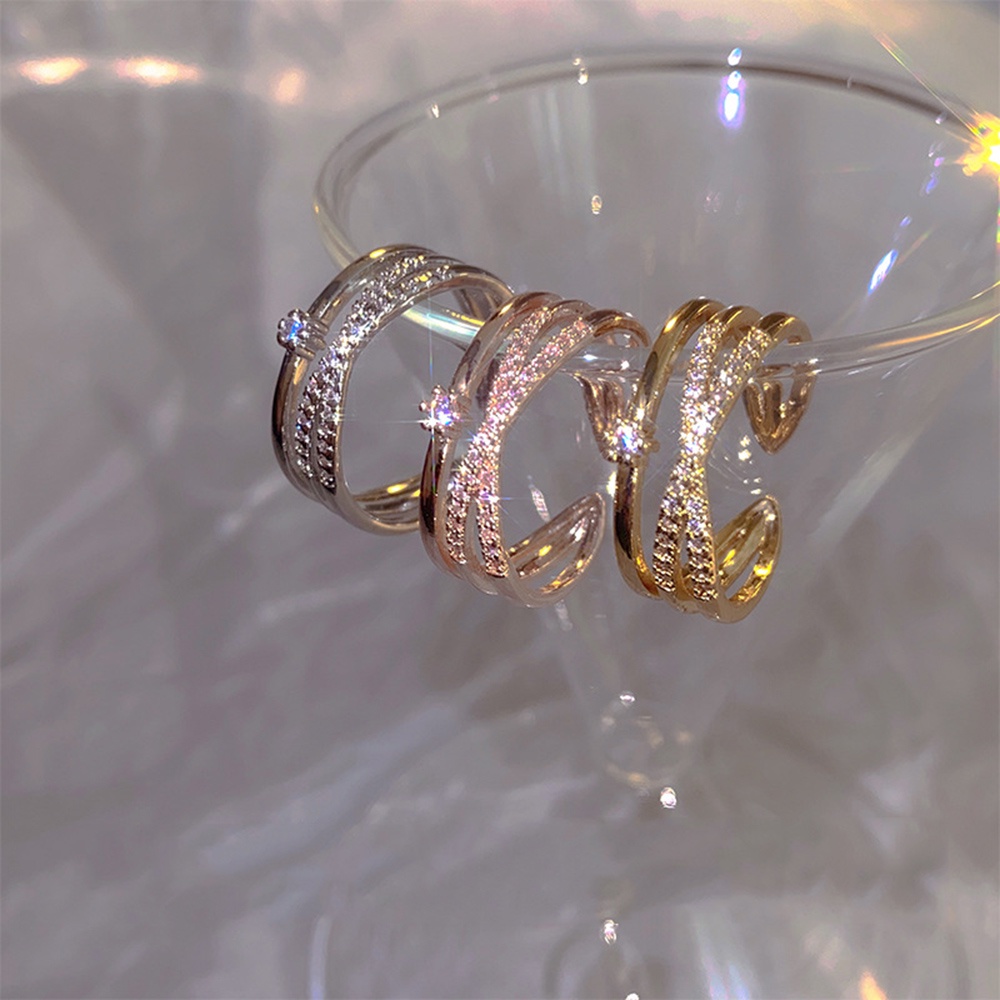 Cincin Zircon Berlian Imitasi Bahan Titanium Steel Warna Silver Rose Gold Untuk Wanita