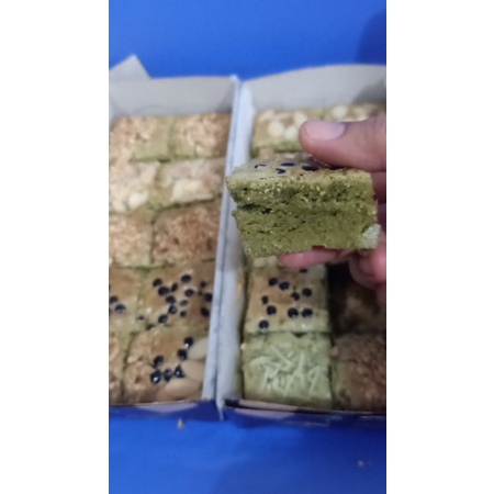 

PUDGY BROWNIES,FUDGY BROWNIES SEKAT GREEN TEA, BROWNIES NYOKLAT,FUDGY SEKAT,BROWNIES,FUDGY BROWNIES SEKAT COKLAT, BROWNIES NYOKLAT, COKLAT,BROWNIES PANGGANG, COKLAT, BROWNIES ENAK, BROWNIES PREMIUM,BROWNIES KUKUS,KUE,KUE NYOKLAT,CEMILAN COKLAT,LxP:22x10.