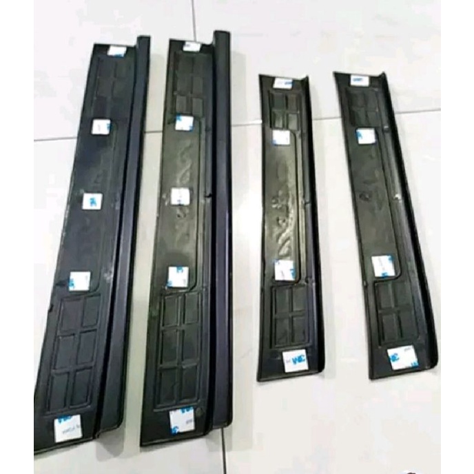 Sealplate samping Injakan Pintu mobil Calya dan Sigra