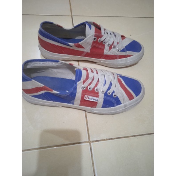 sepatu second superga
