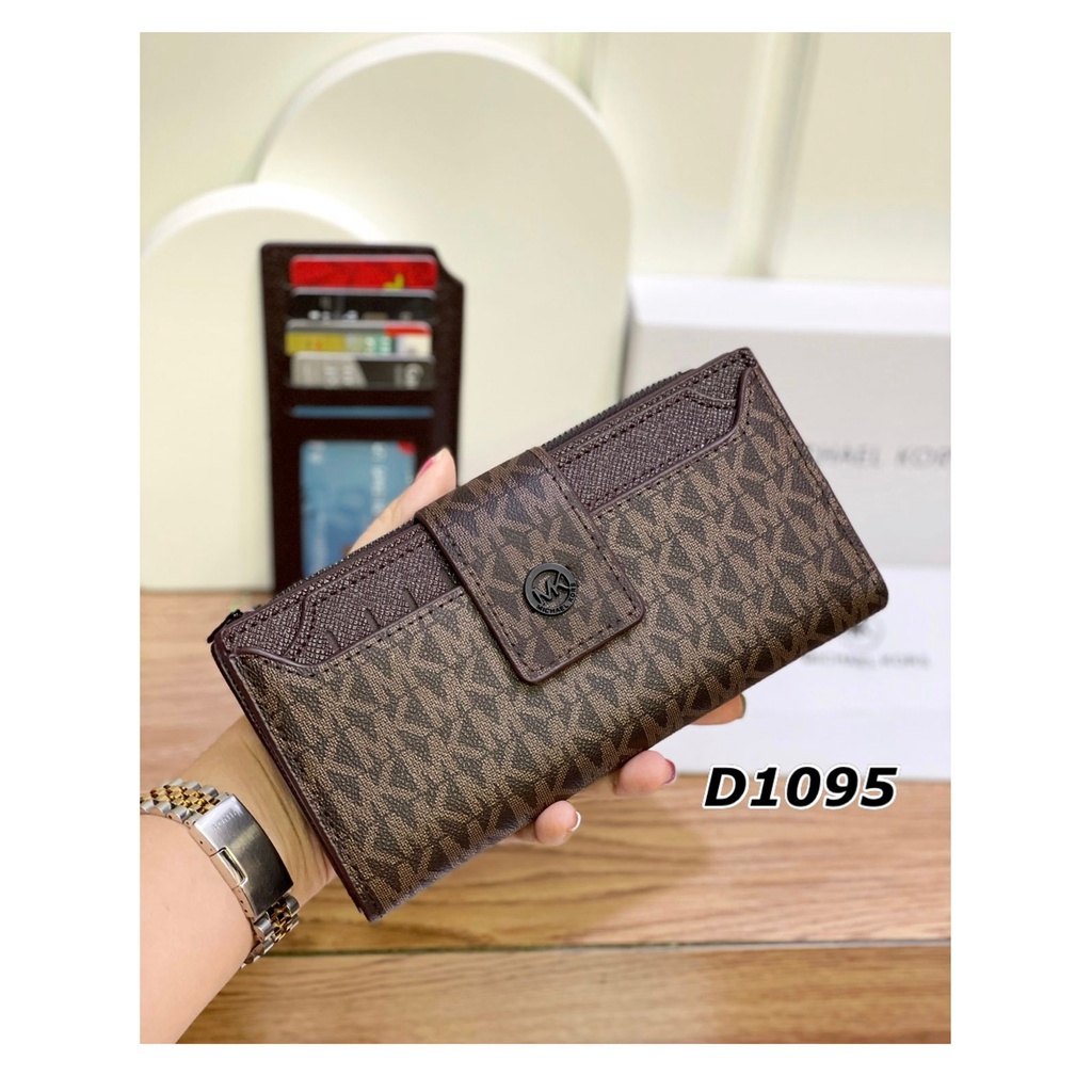 Dompet panjang full kartu wanita branded