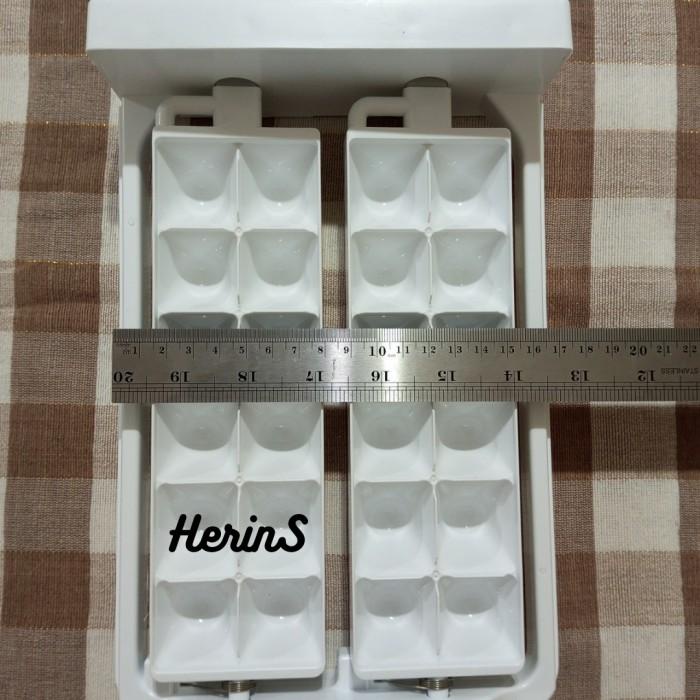 Cetakan es batu Ice Twist LG original